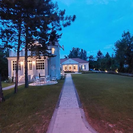 Schieszl Villa Замарди Экстерьер фото
